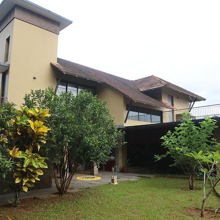 Homestay Namaha Meppadi Luaran gambar