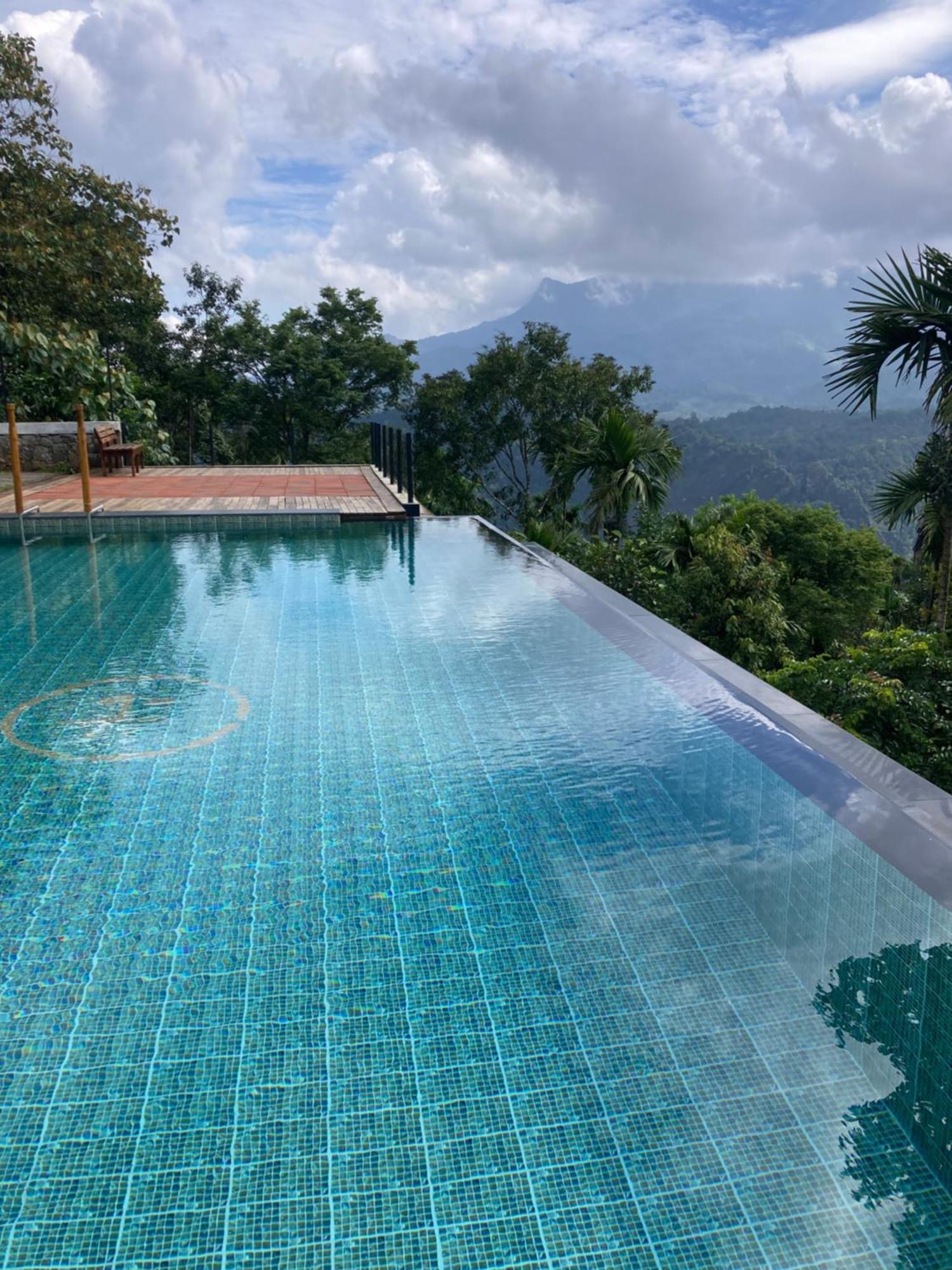 Homestay Namaha Meppadi Luaran gambar